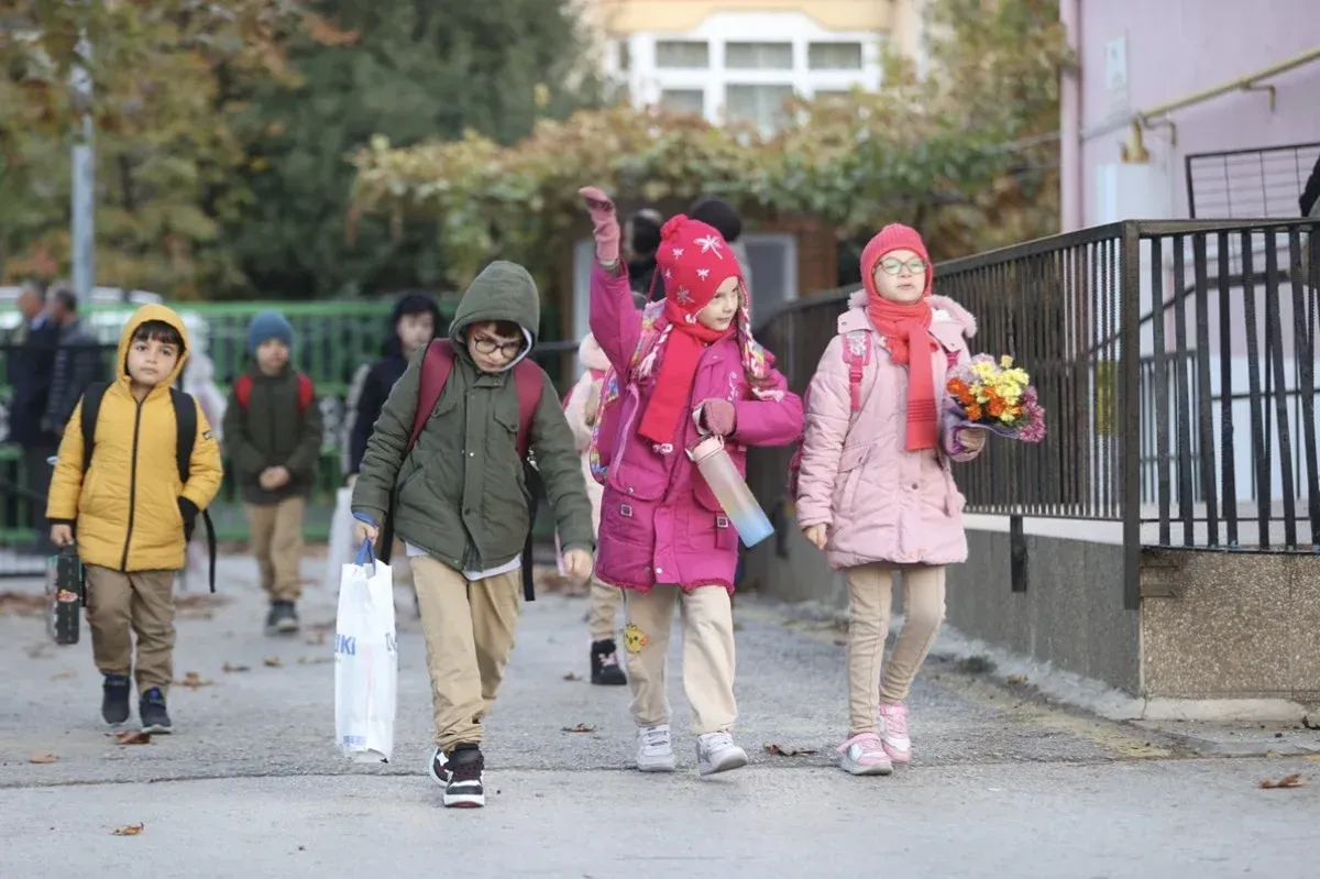 Tatil Bitti, 3 Şubat'ta Ders Zili Yeniden Çalacak