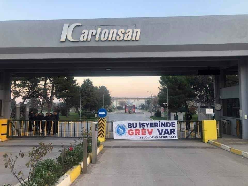 Kartonsan’da Greve Saatler Kala Anlaşma Sağlandı