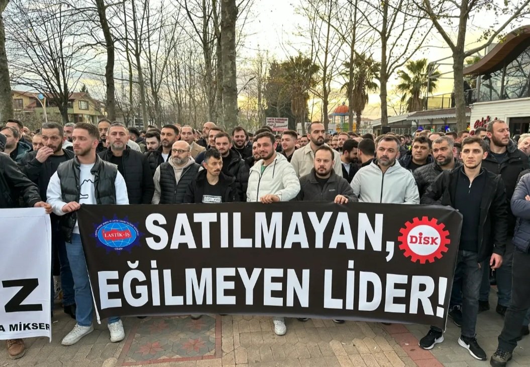 Lastik-İş Şubeleri Başiskele’de Tek Yürek