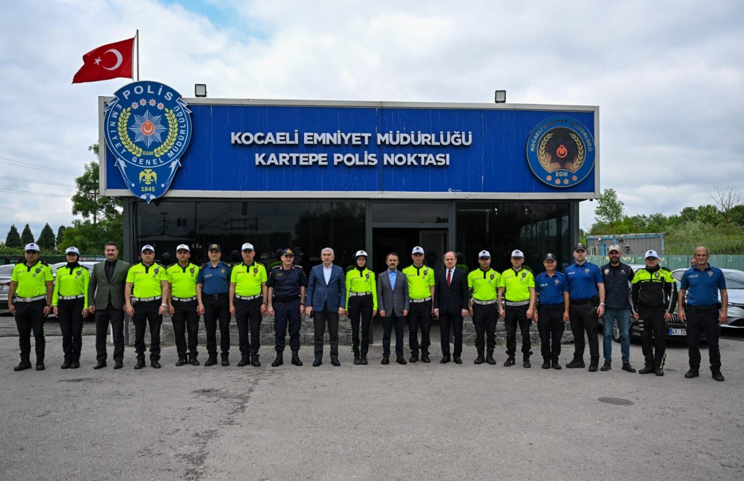 Vali Aktaş Bayram Mesaisinde Trafik Denetimlerini Yerinde İnceledi