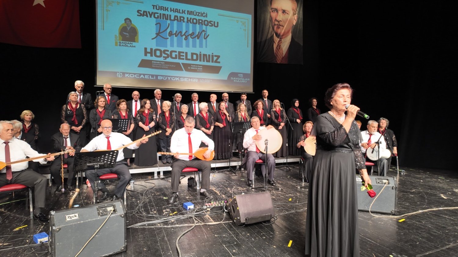 Saygınlar Korosu Gönülleri Coşturdu
