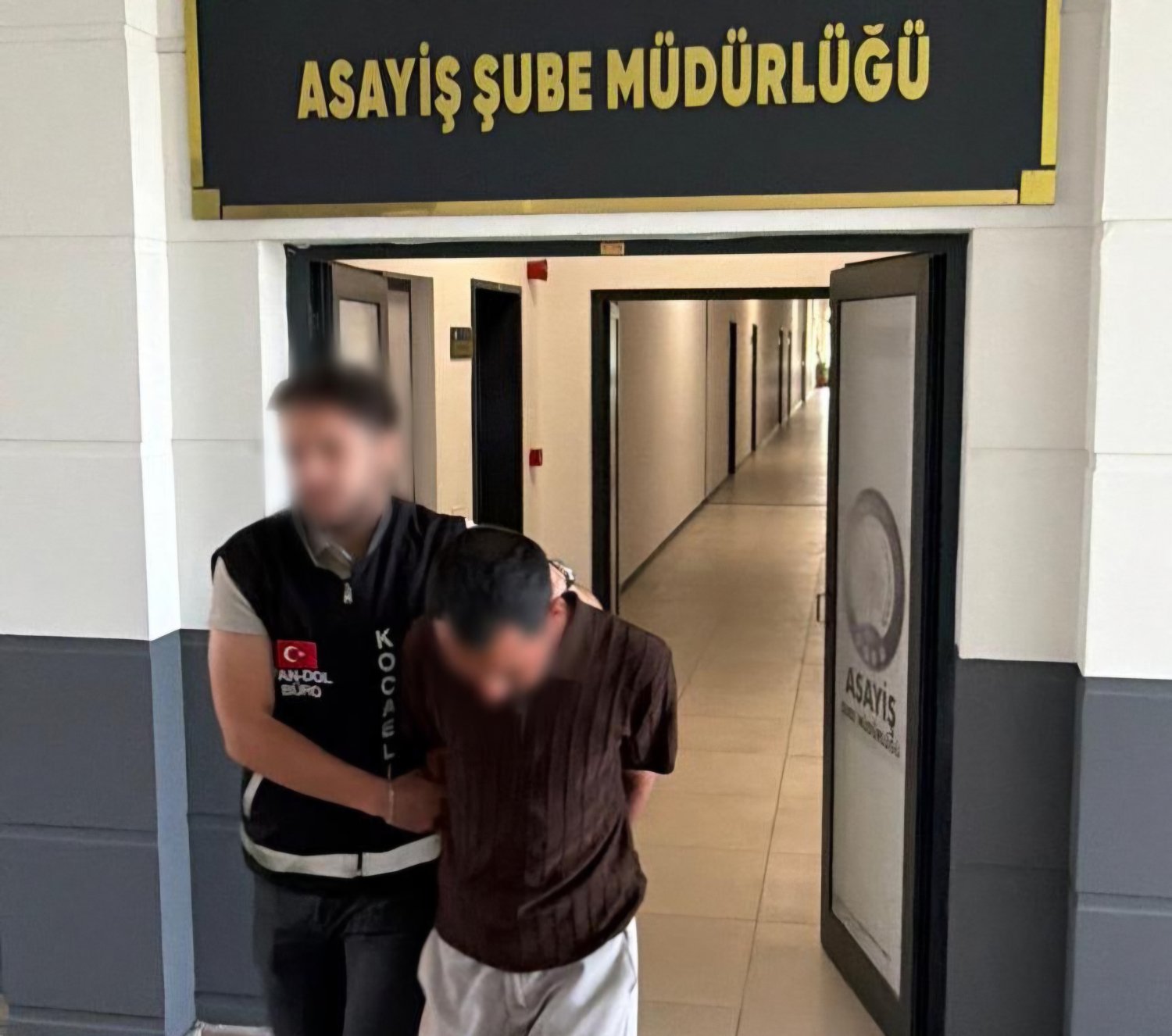 Telefonda Kendini Polis Olarak Tanıtan Dolandırıcı Tutuklandı